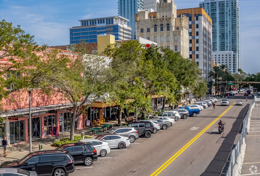 425-445 Central Ave, Saint Petersburg, FL à louer - Photo de l’immeuble – Image 3 sur 4