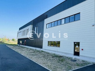 Plus de détails pour 6 Rue Clément Ader, Brie-Comte-Robert - Bureau, Local d'activités à louer