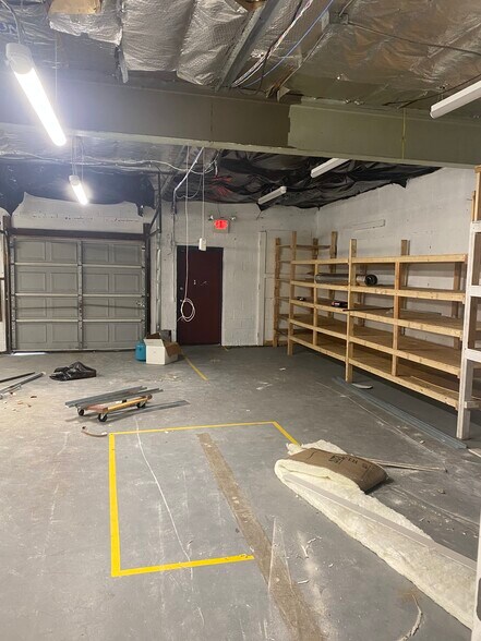 1275 Bloomfield Ave, Fairfield, NJ à louer - Photo de l’immeuble – Image 3 sur 12