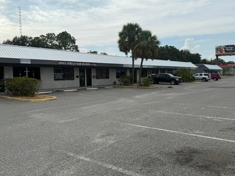 2113-2115 Citrus Blvd, Leesburg, FL à louer - Photo de l’immeuble – Image 3 sur 5