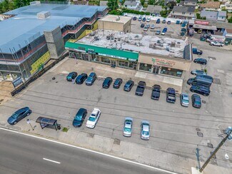 Plus de détails pour 3259-3275 Hempstead Tpke, Levittown, NY - Local commercial à louer