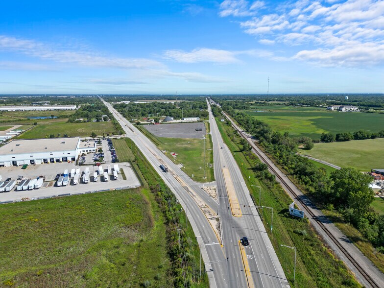 24306 S Governors Hwy, Monee, IL à vendre - Photo de l’immeuble – Image 2 sur 21