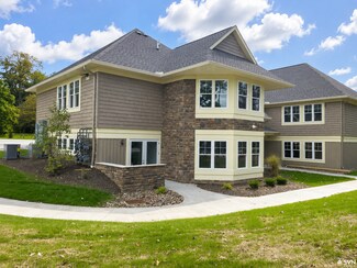 Plus de détails pour 840 Rothrock Road, Fairlawn, OH - Bureau à louer