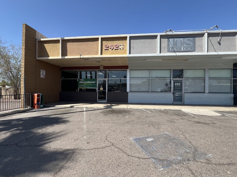 2422-2428 N 16th St, Phoenix, AZ à louer - Photo de l’immeuble – Image 1 sur 8