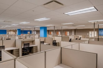 120 N Commercial St, Neenah, WI à louer Photo intérieure– Image 1 sur 7