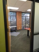 10 Strecker Rd, Ellisville, MO à louer Photo intérieure– Image 2 sur 4