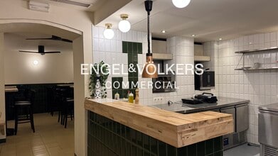 Local commercial dans Barcelone, Barcelona à louer Photo intérieure– Image 2 sur 9