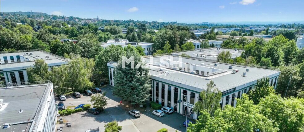 Bureau dans Limonest à louer - Photo de l’immeuble – Image 3 sur 4