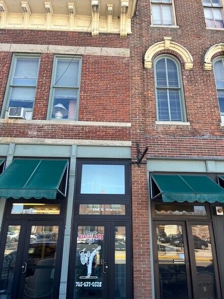 308 N 4th St, Lafayette, IN à louer - Photo de l’immeuble – Image 2 sur 7