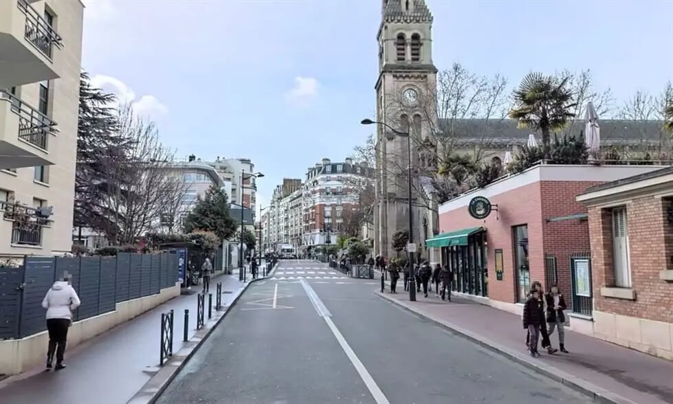 Local commercial dans Saint-Mandé à louer - Photo de l’immeuble – Image 2 sur 4