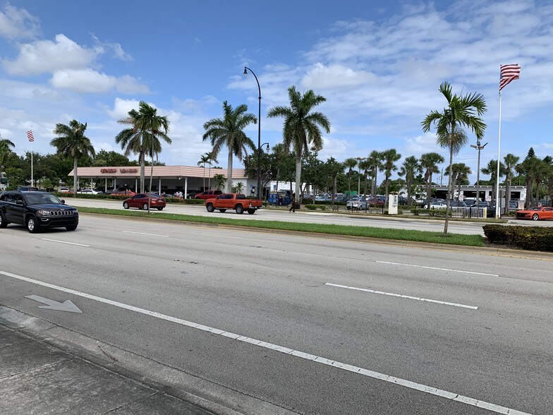 420-440 S State Road 7, Plantation, FL à louer - Photo de l’immeuble – Image 2 sur 23