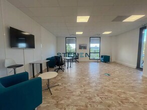 Bureau dans Aix-en-Provence à louer Photo intérieure– Image 2 sur 4