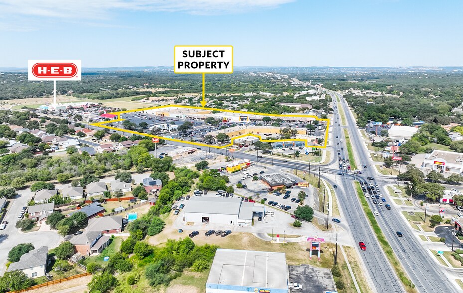 7723 Guilbeau Rd, San Antonio, TX à vendre - Photo de l’immeuble – Image 1 sur 18