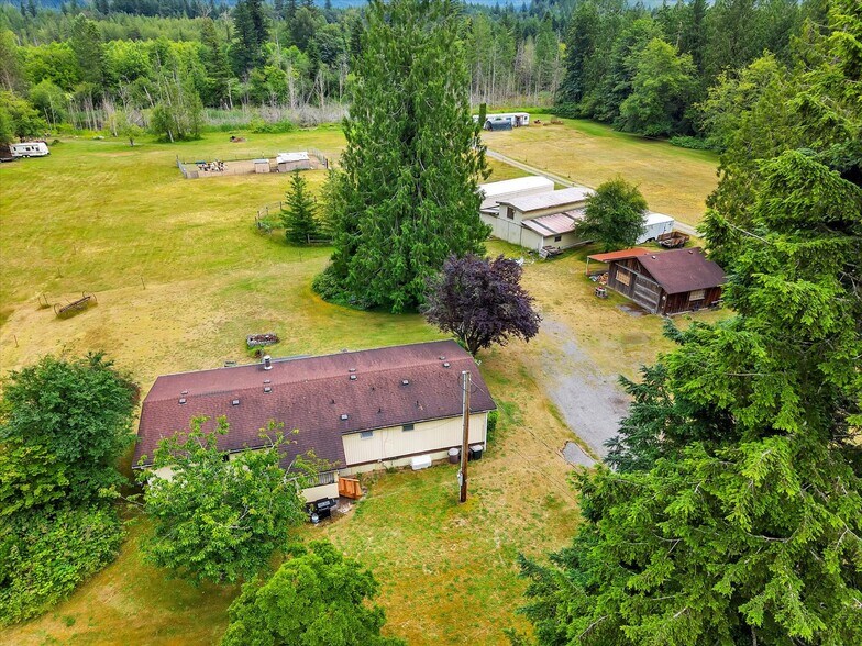 16527 415th Ave SE, Gold Bar, WA à vendre - Photo de l’immeuble – Image 2 sur 15