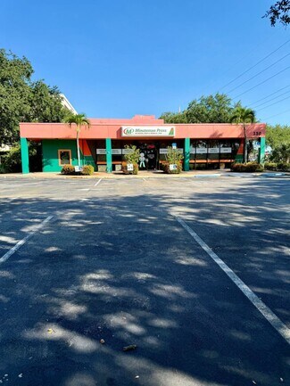 Plus de détails pour 130 S Entrada Ave, Port Saint Lucie, FL - Local commercial à vendre