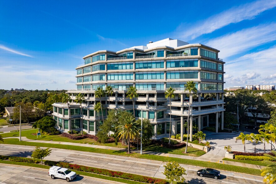 601 Bayshore Blvd, Tampa, FL à louer - Photo principale – Image 1 sur 12