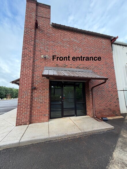 3193 Lower Union Hill Rd, Canton, GA à louer - Photo de l’immeuble – Image 3 sur 13