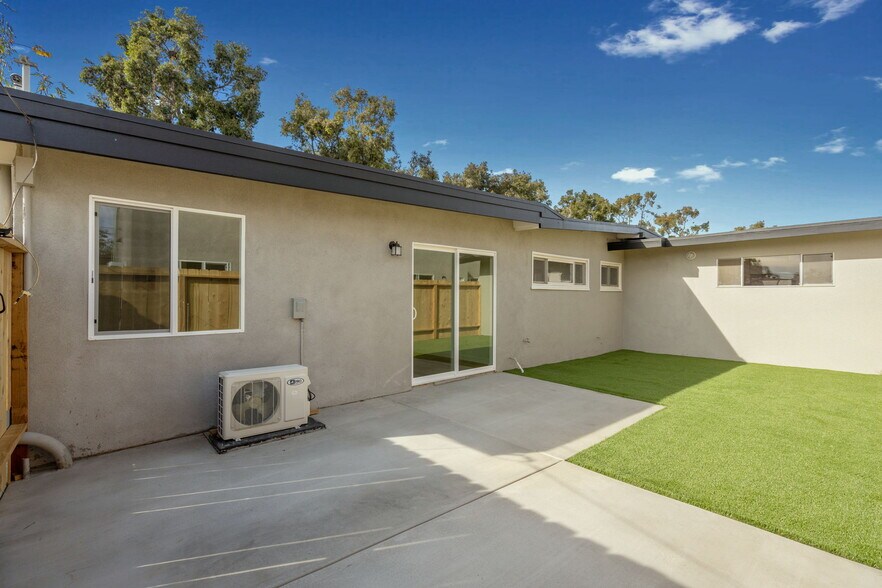 4161 Clairemont Mesa Blvd, San Diego, CA à vendre - Photo de l’immeuble – Image 3 sur 23