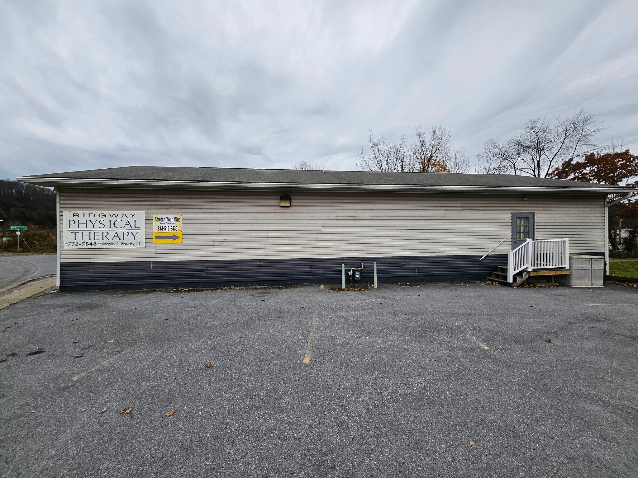 1 South St, Ridgway, PA à louer Photo principale– Image 1 sur 6