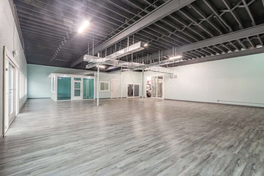 719 N Ridgewood Ave, Daytona Beach, FL à vendre - Photo intérieure – Image 3 sur 37
