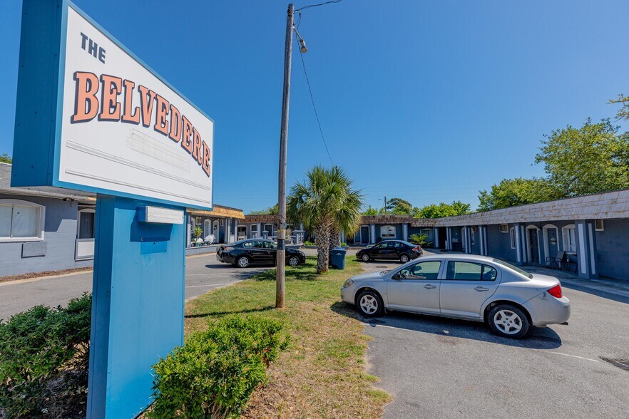 404 14th Ave S, Myrtle Beach, SC à vendre - Photo de l’immeuble – Image 2 sur 8