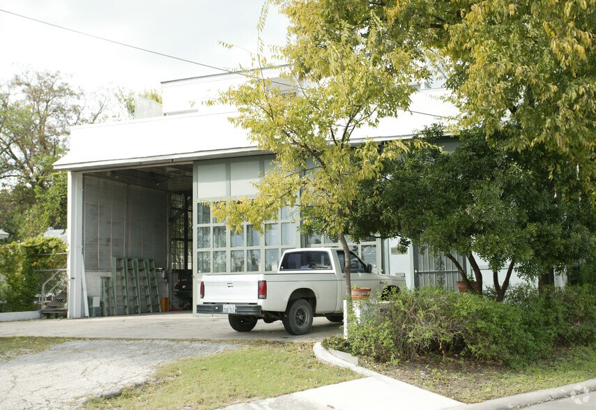 133 Conrad St, San Antonio, TX à vendre - Photo de l’immeuble – Image 3 sur 4