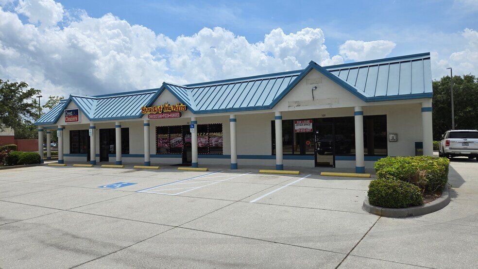 4250 N Wickham Rd, Melbourne, FL à louer - Photo de l’immeuble – Image 1 sur 12