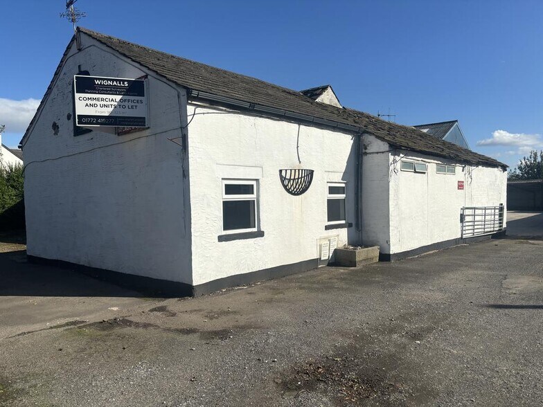 7 Moss Lane, Burscough à louer - Photo de l’immeuble – Image 2 sur 16