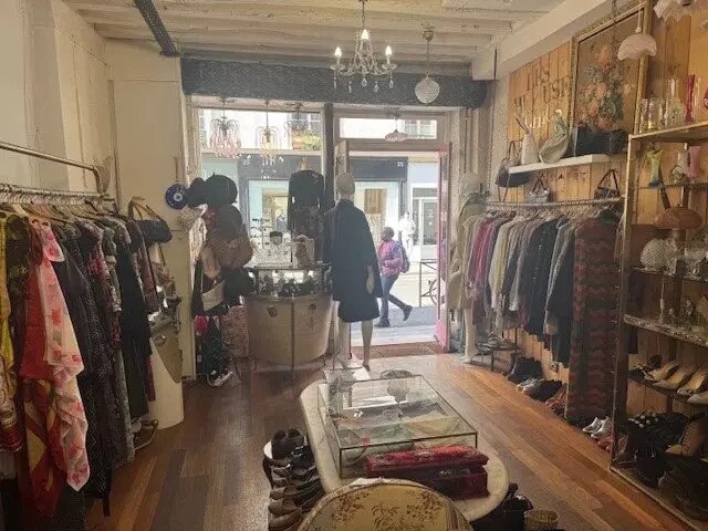 Local commercial dans Paris à louer - Photo de l’immeuble – Image 3 sur 4