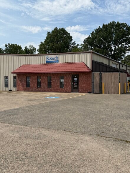 1340 Nabholz Ave, Conway, AR à louer - Photo de l’immeuble – Image 2 sur 8