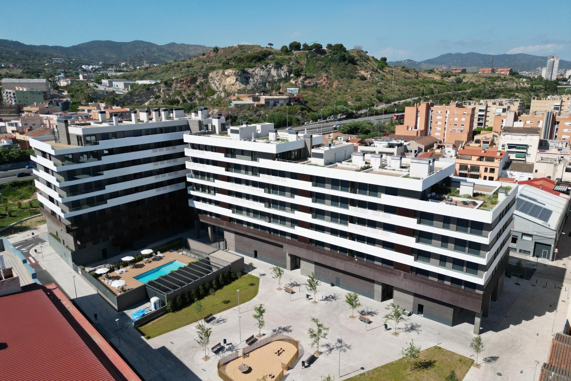 Immeuble residentiel dans Montgat, Barcelona à vendre Photo de l’immeuble– Image 1 sur 4