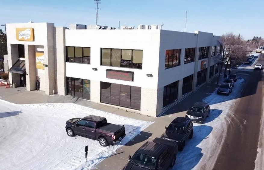 4901-4911 50 St, Lloydminster, SK à vendre - Photo de l’immeuble – Image 2 sur 7