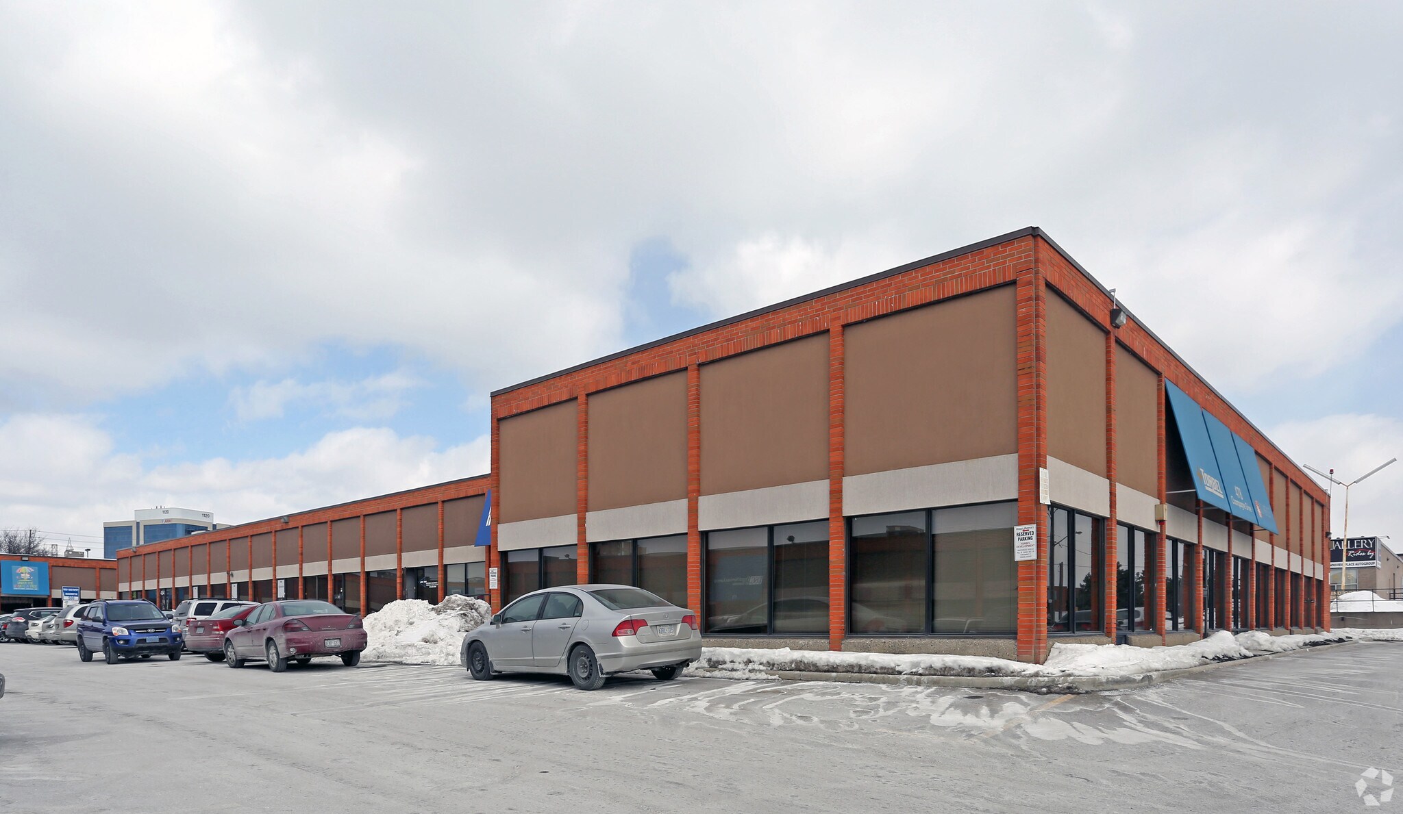 470-536 Champagne Dr, Toronto, ON à louer Photo principale– Image 1 sur 21
