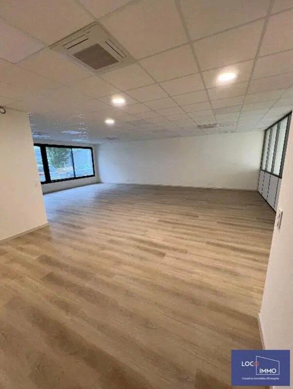Bureau dans Mérignac à louer Photo de l’immeuble– Image 1 sur 7
