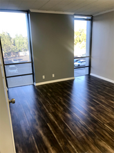 17337 Ventura Blvd, Encino, CA à louer Photo intérieure– Image 1 sur 8