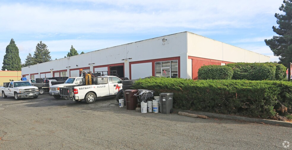 31162 San Clemente St, Hayward, CA à louer - Photo de l’immeuble – Image 1 sur 3