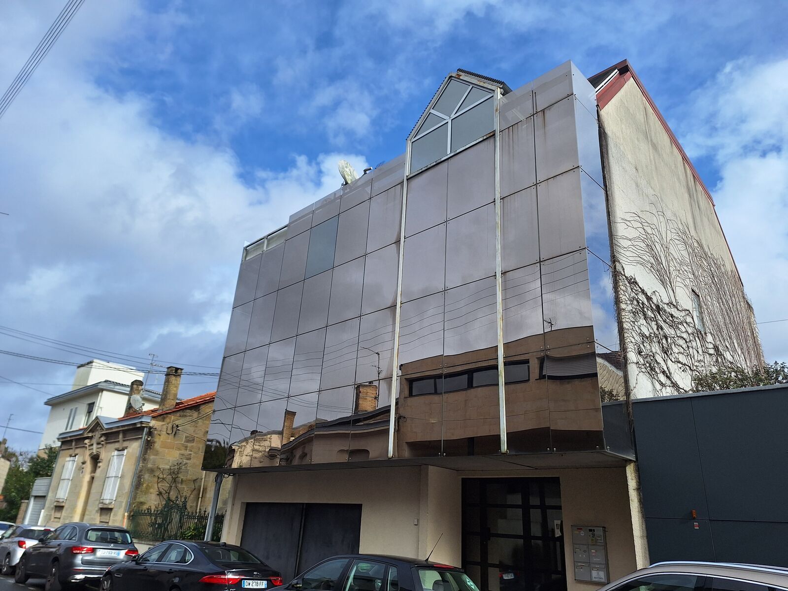 Bureau dans Bordeaux à louer Photo de l’immeuble– Image 1 sur 9