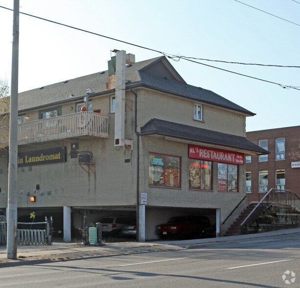 7 Nassau St, Oshawa, ON à vendre - Photo de l’immeuble – Image 2 sur 5