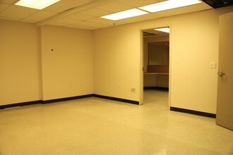 1810 Murchison Dr, El Paso, TX à louer Photo intérieure– Image 2 sur 21