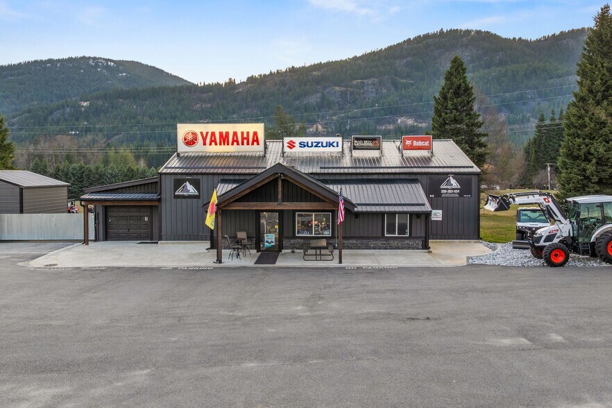 478544 Highway 95 N, Sandpoint, ID à vendre - Photo de l’immeuble – Image 1 sur 13