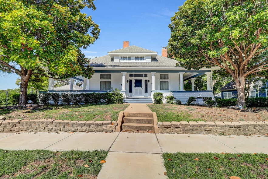312 S Tennessee St, McKinney, TX à louer - Photo de l’immeuble – Image 1 sur 25