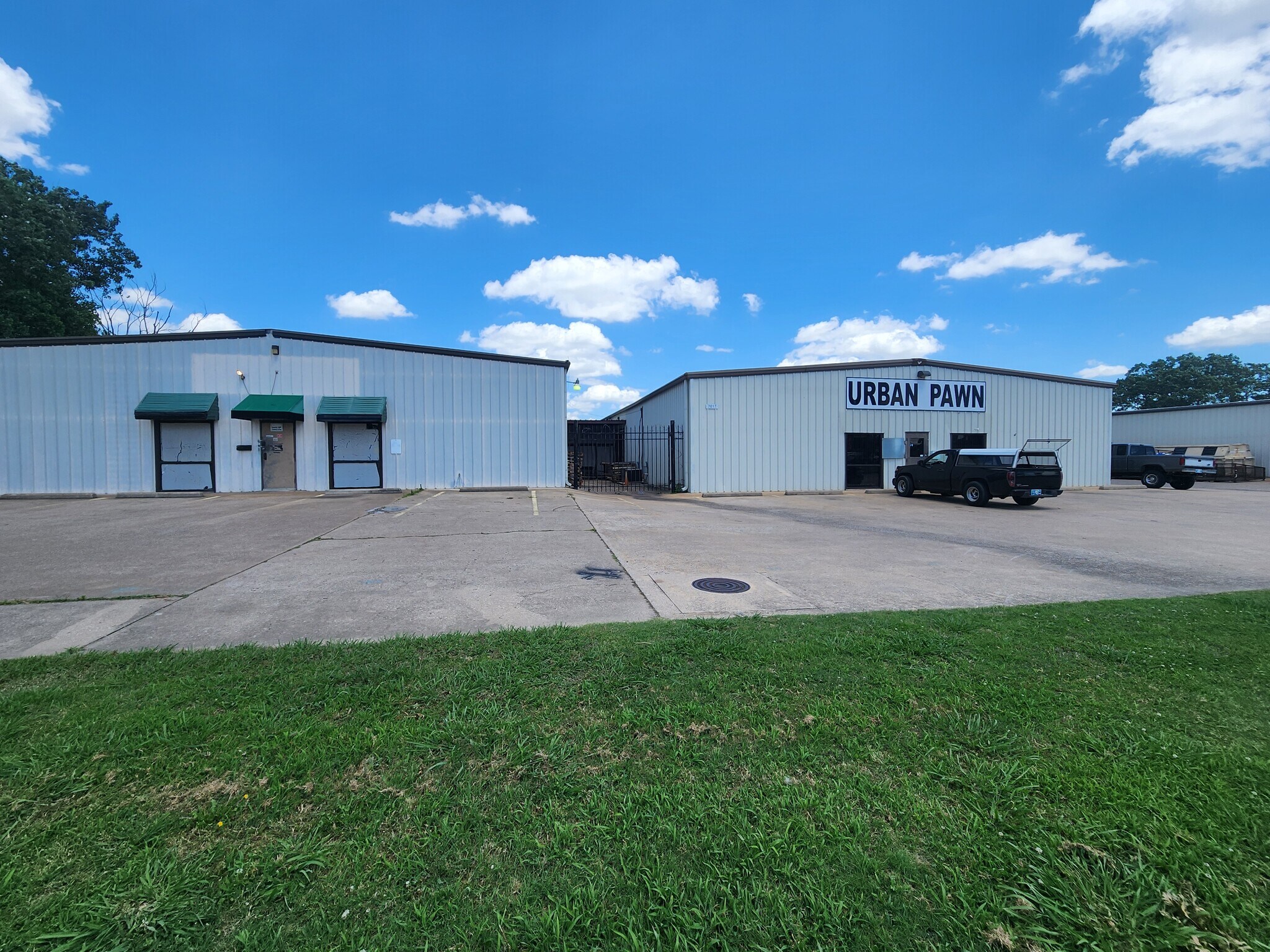 7605 E 11th St, Tulsa, OK à louer Photo principale– Image 1 sur 8