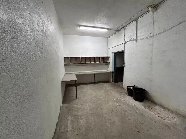 Industriel/Logistique dans Mougins à louer - Photo intérieure – Image 3 sur 4