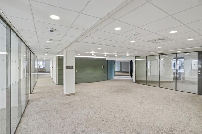 Plus de détails pour 235 Cours Lafayette, Lyon - Bureau à vendre