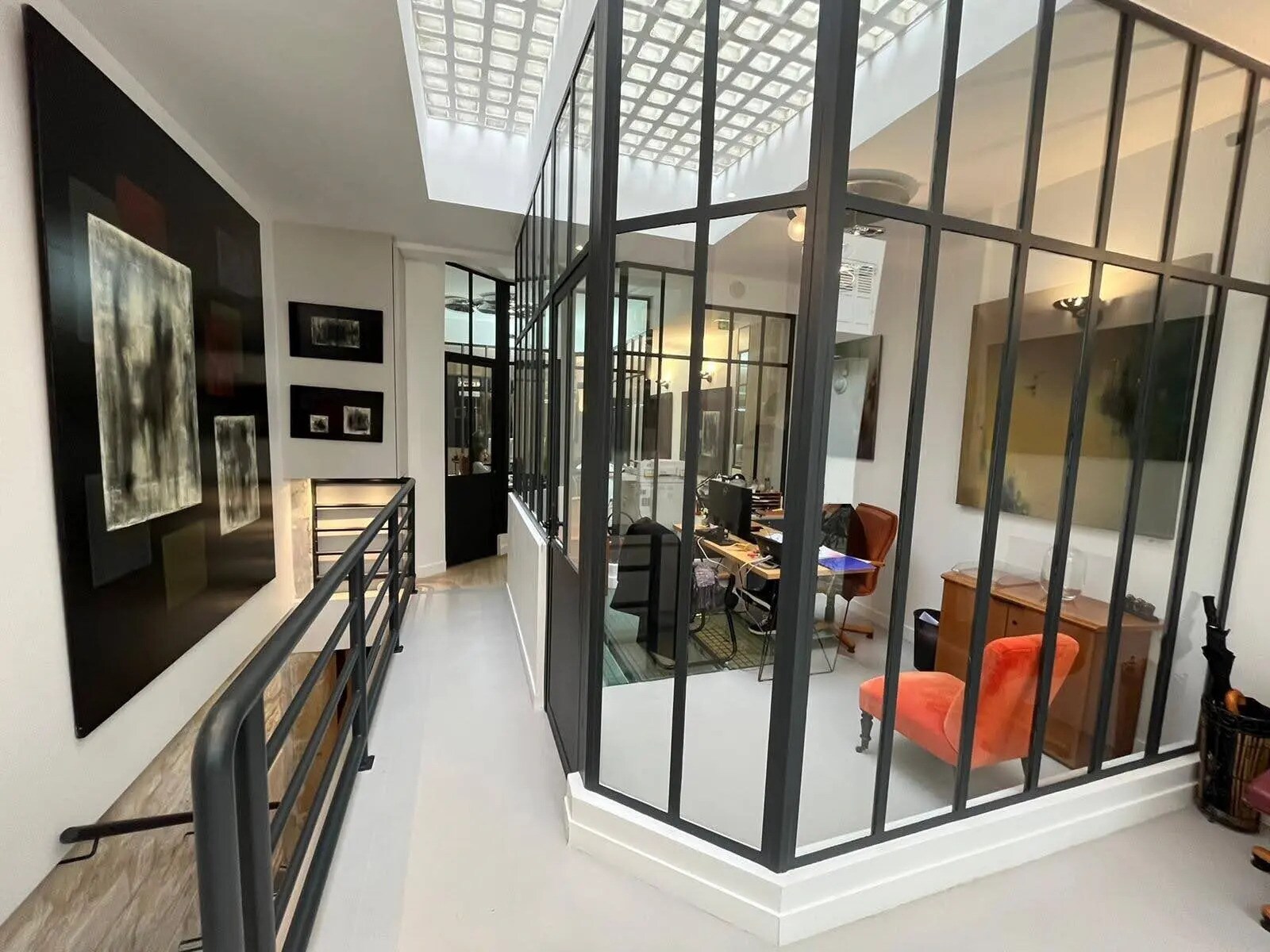 Immeuble residentiel dans Paris à vendre Photo de l’immeuble– Image 1 sur 1