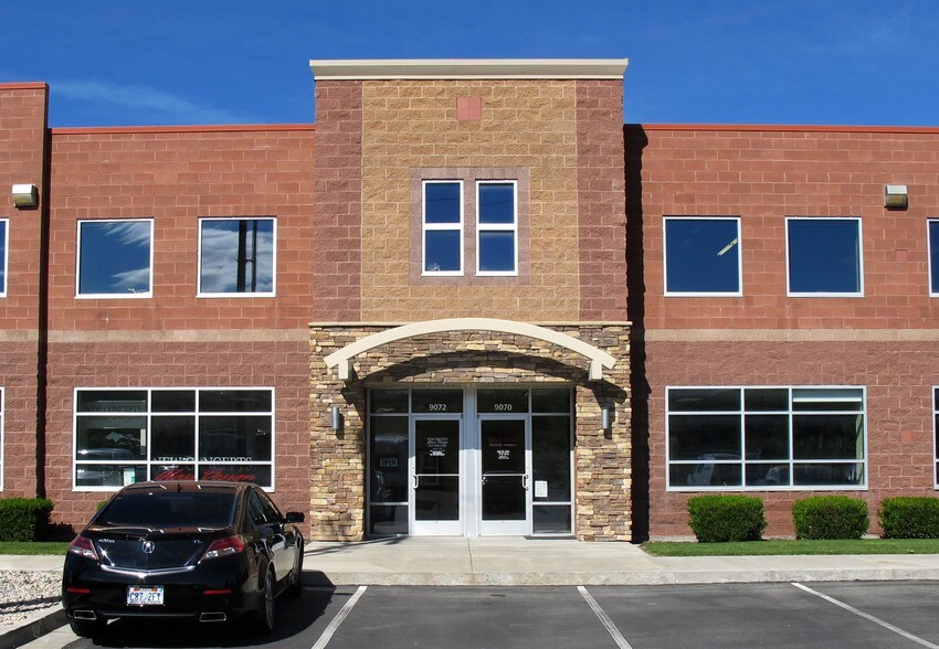 9066-9082 S 300 W, Sandy, UT à louer - Photo de l’immeuble – Image 3 sur 7