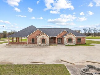 Plus de détails pour 401 Center Court Dr, Bridgeport, TX - Bureau/Médical à louer