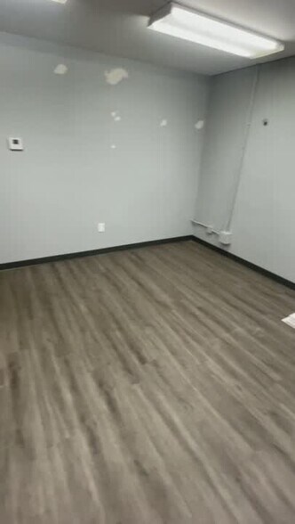 901 Terminal Rd, Fort Worth, TX à louer - Vidéo sur l’annonce professionnelle – Image 2 sur 14