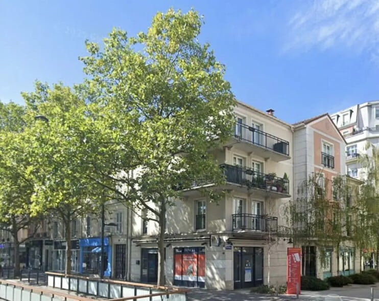 Local commercial dans Maisons-Alfort à louer - Photo de l’immeuble – Image 1 sur 1