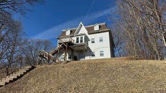 Plus de détails pour 804 W 7th St, Davenport, IA - Logement à vendre
